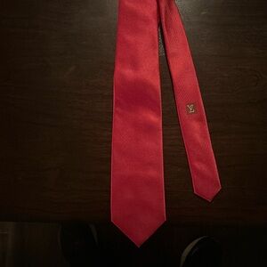 Red Louis Vuitton tie